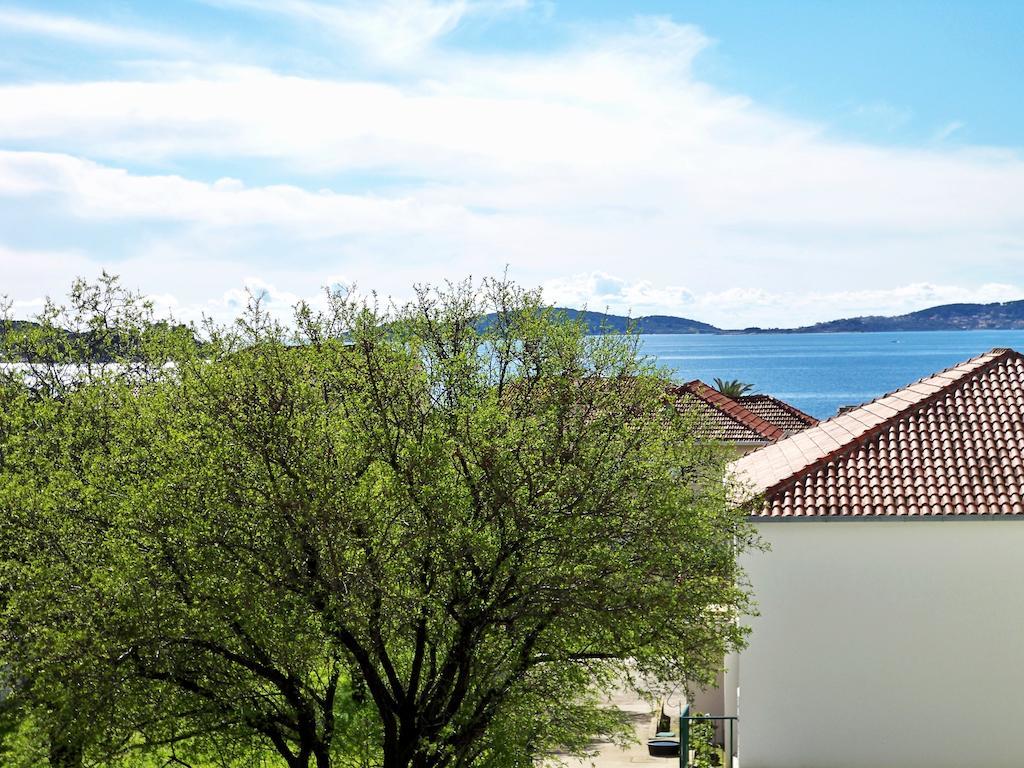 Guesthouse Lucic Orebic Exterior photo